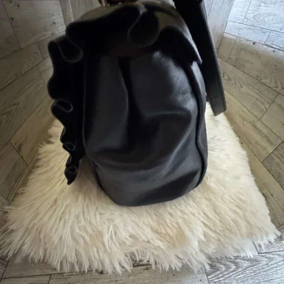 KATE SPADE EUC DANBURY STREET ADELINA BLACK PLEATED FLAP CROSSBODY - Picture 8 of 13